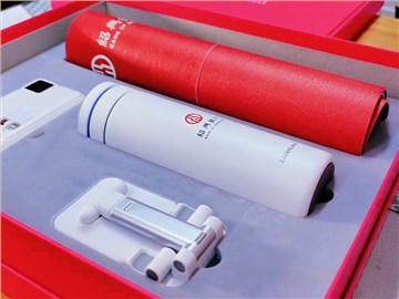 紹興銀行定制客戶伴手禮：一份充滿關(guān)懷的實用禮盒