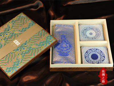 商務(wù)禮品如何定制，看看禮品定制網(wǎng)是怎么說的？