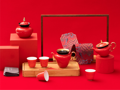 送領(lǐng)導(dǎo)送客戶的高檔會(huì)議禮品套裝推薦。