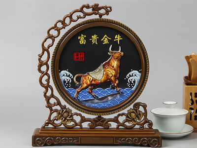 一套精心挑選的商務(wù)接待禮品方案。