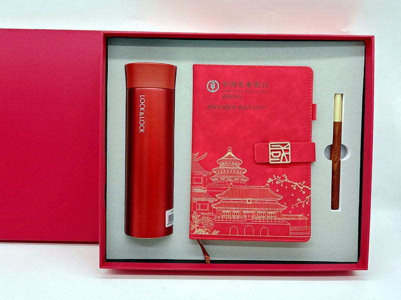 創(chuàng)意商務(wù)禮品定制如何選靠譜廠家？