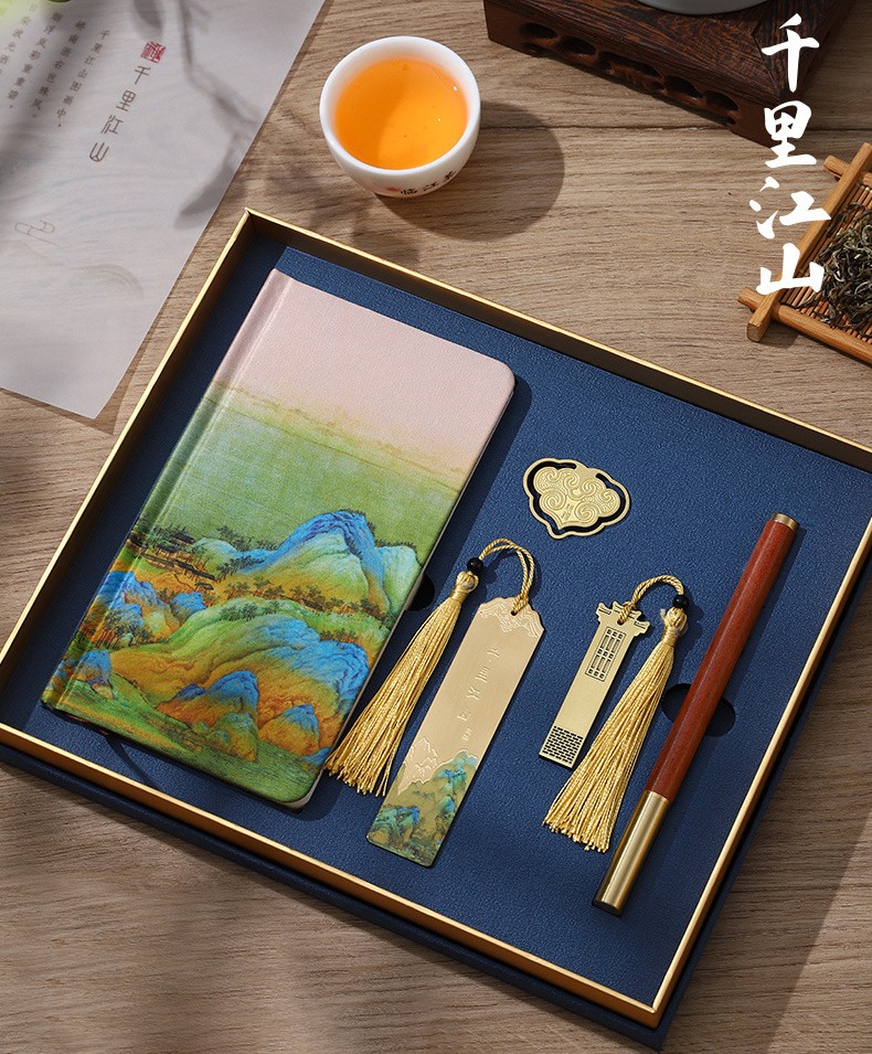 文創(chuàng)禮品.jpg