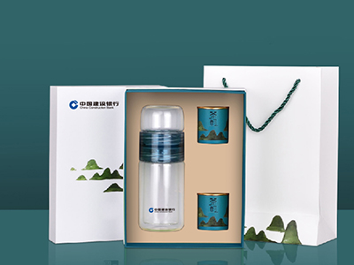 客戶禮品推薦方案，簡單大方又不失高級感。